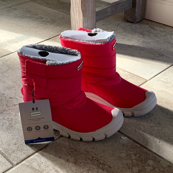 Youth Sz 3 Hunter Snow Boots, brand new! - Picture 2 of 5